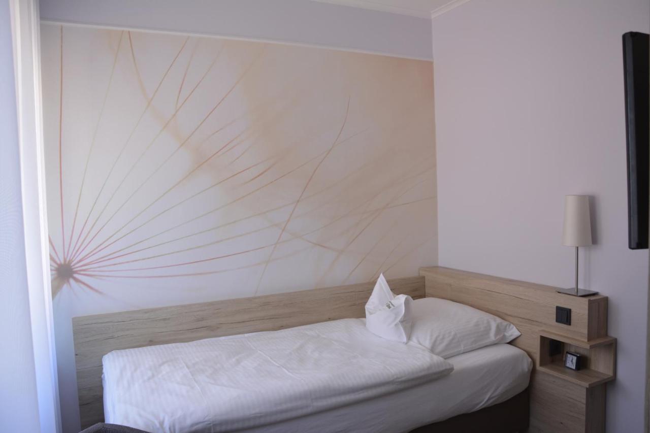 Hotel Restaurant "Zur Post" Holdorf Екстер'єр фото