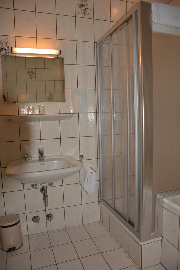 Hotel Restaurant "Zur Post" Holdorf Екстер'єр фото
