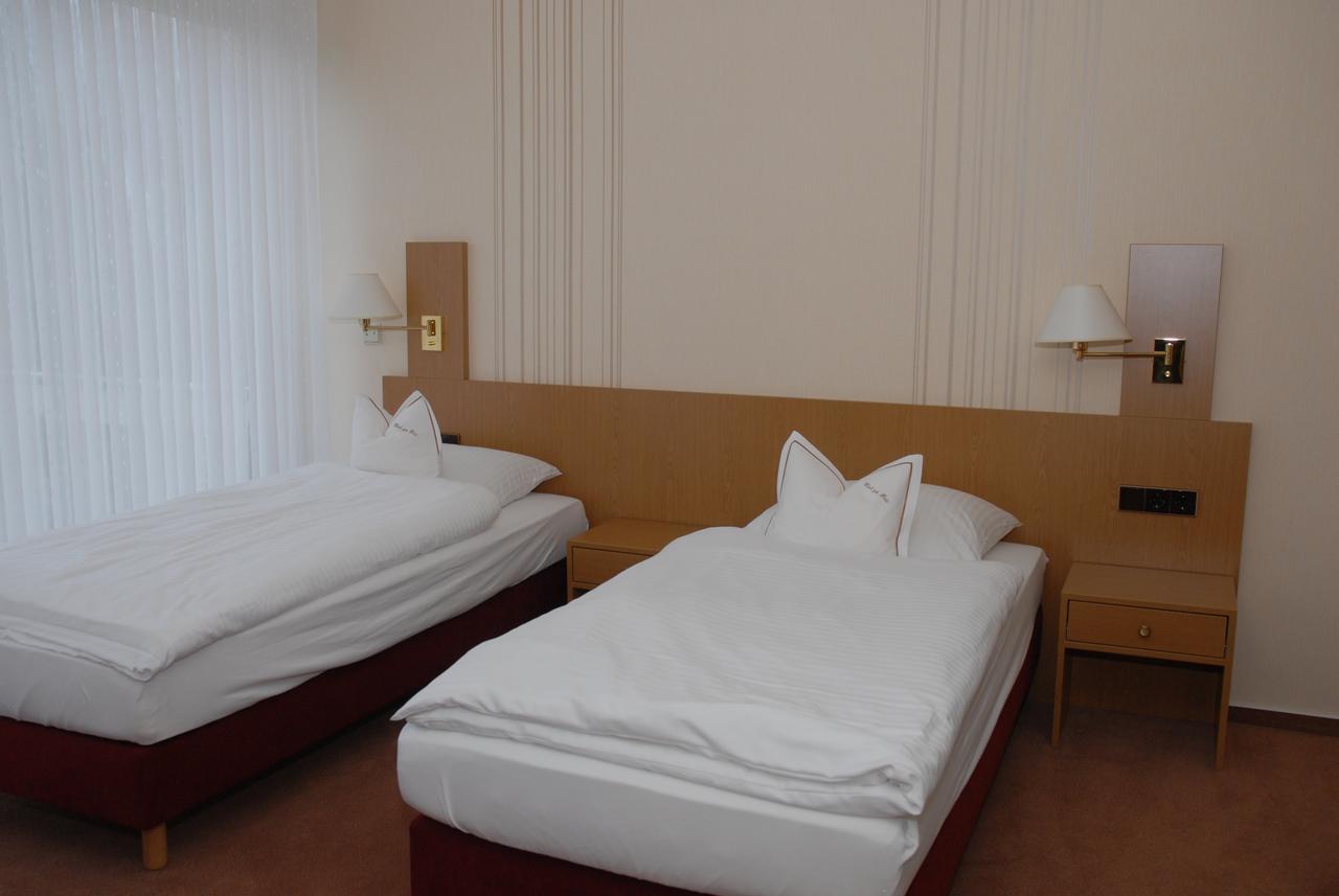 Hotel Restaurant "Zur Post" Holdorf Екстер'єр фото