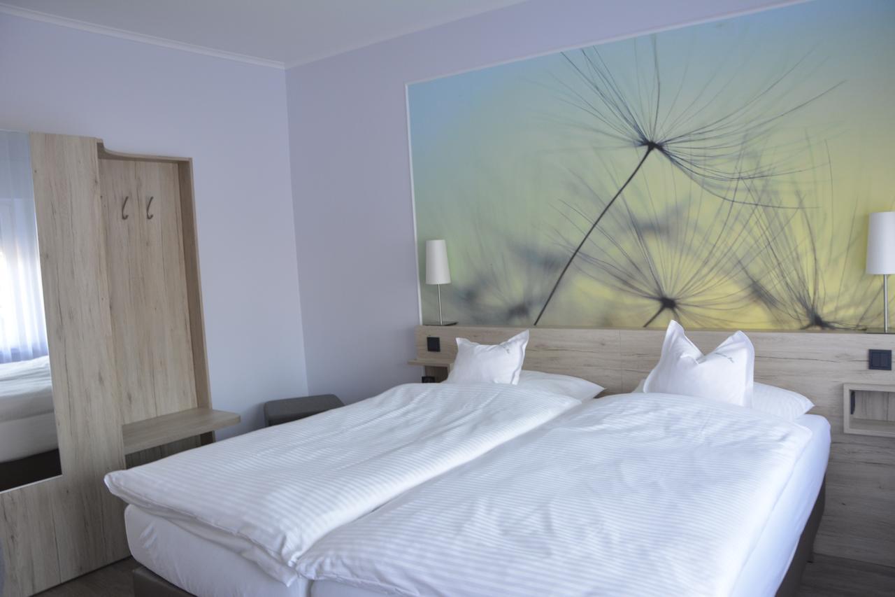 Hotel Restaurant "Zur Post" Holdorf Екстер'єр фото